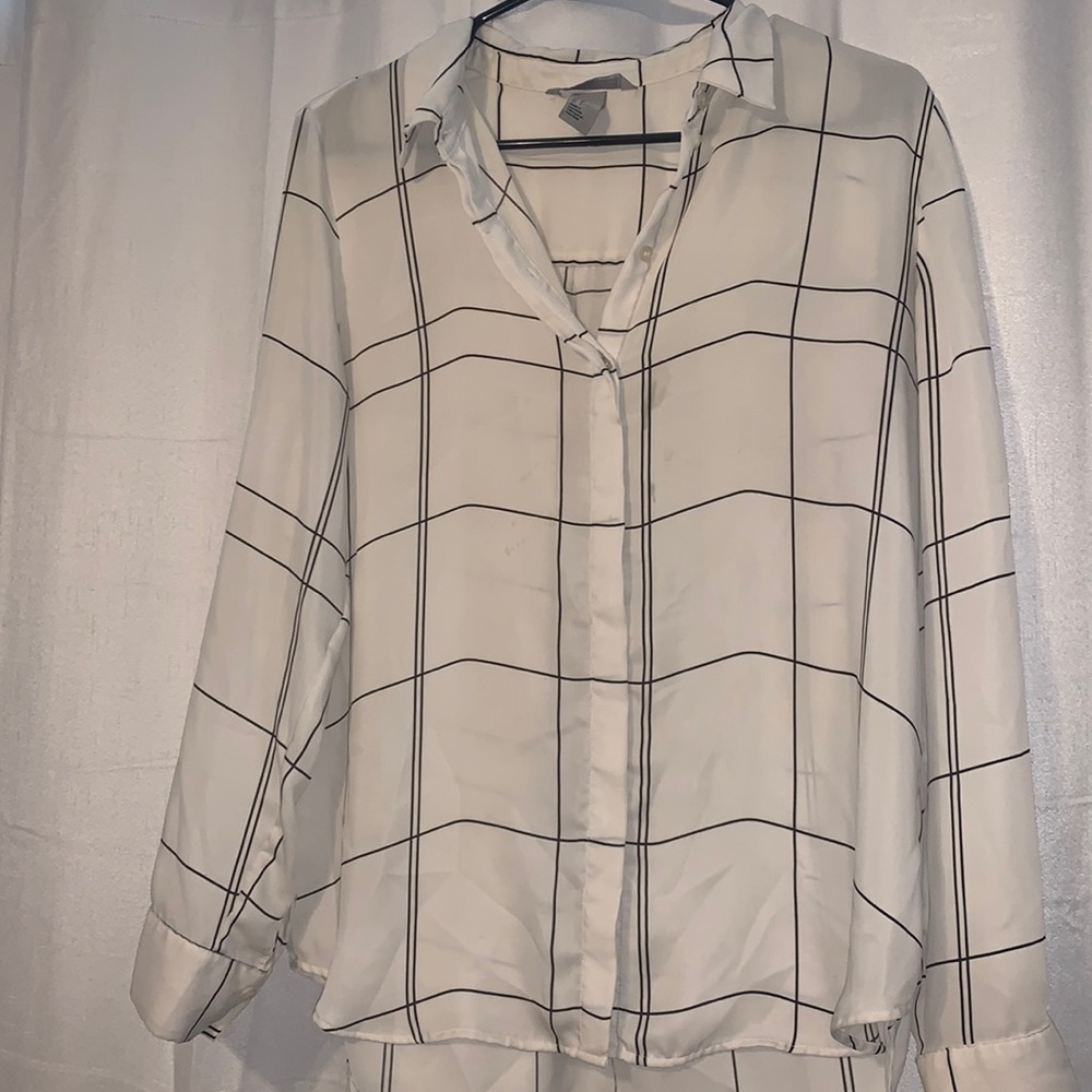 H&M Plaid Dress Up Blouse